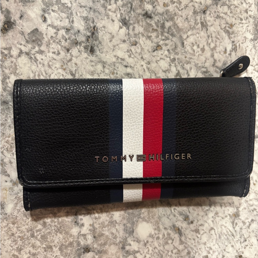 Tommy Hilfiger